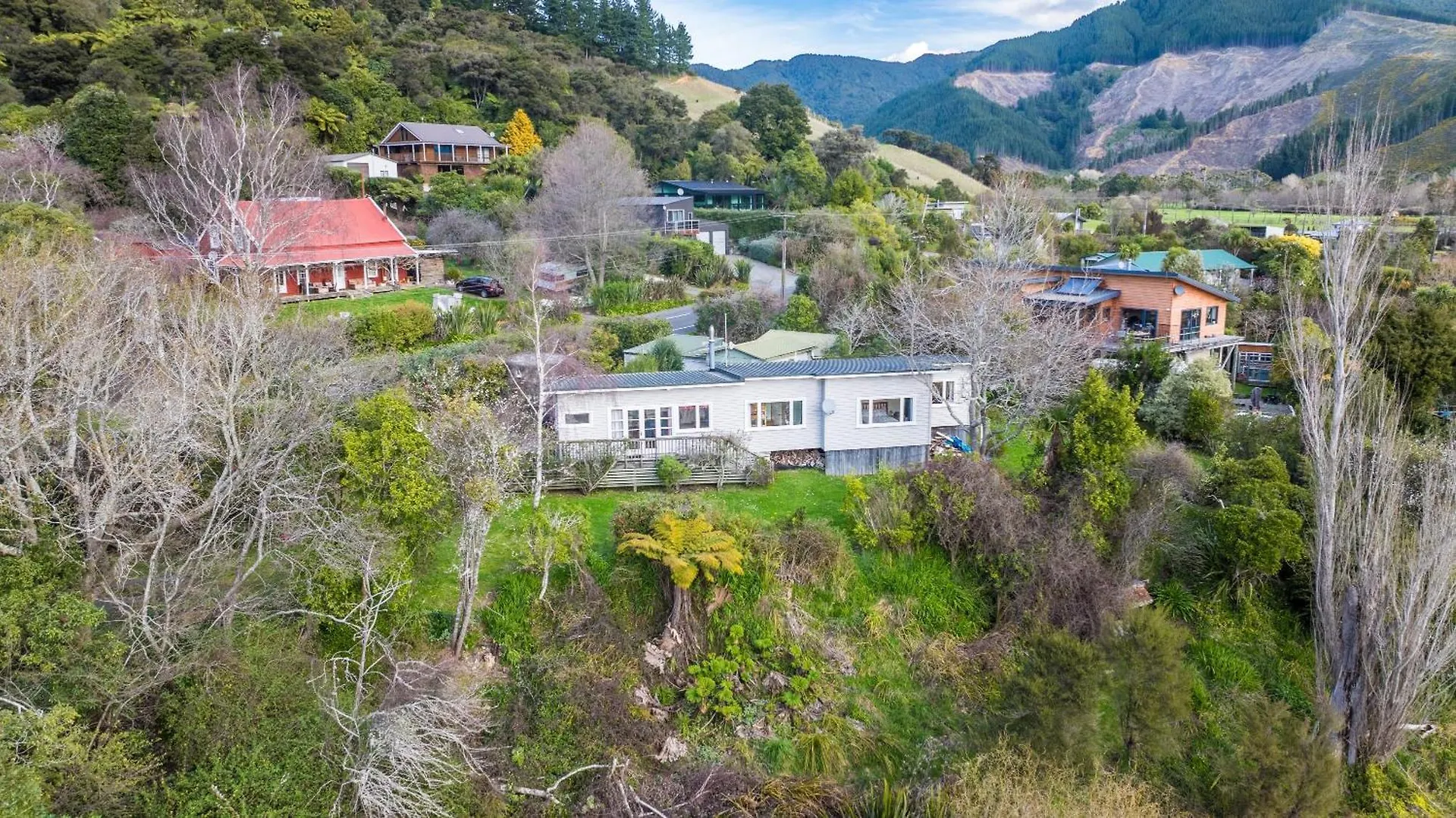 Pukeko Cottage - Marlborough Sounds Retreat Linkwater